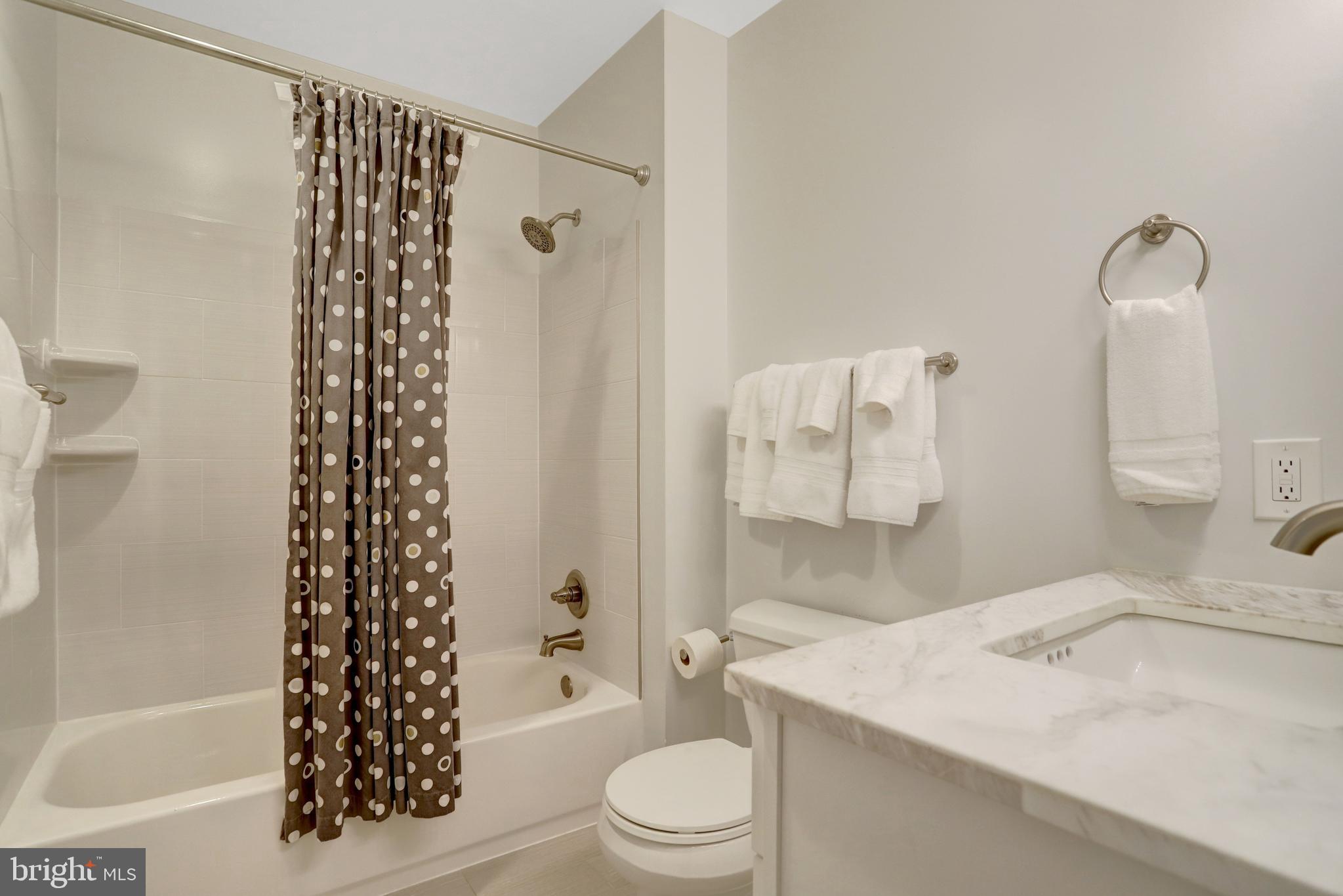 402 2nd Street Alexandria, VA 22314 - Photo 23 of 90