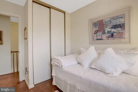 $870,000 | 402 2nd Street, Alexandria, VA 22314