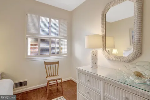 $870,000 | 402 2nd Street, Alexandria, VA 22314
