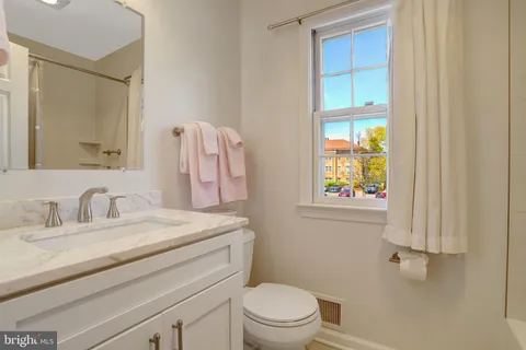 $870,000 | 402 2nd Street, Alexandria, VA 22314