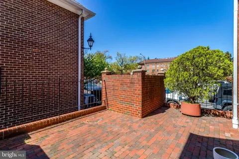 $870,000 | 402 2nd Street, Alexandria, VA 22314