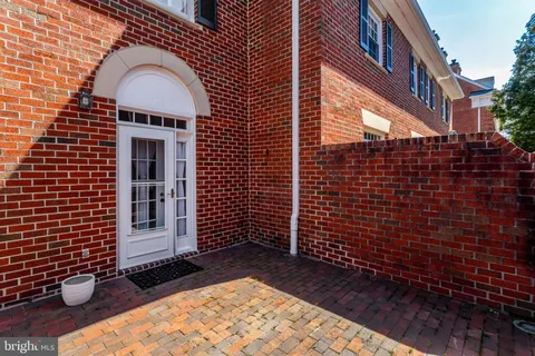 $870,000 | 402 2nd Street, Alexandria, VA 22314