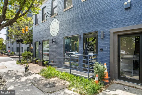 $870,000 | 402 2nd Street, Alexandria, VA 22314