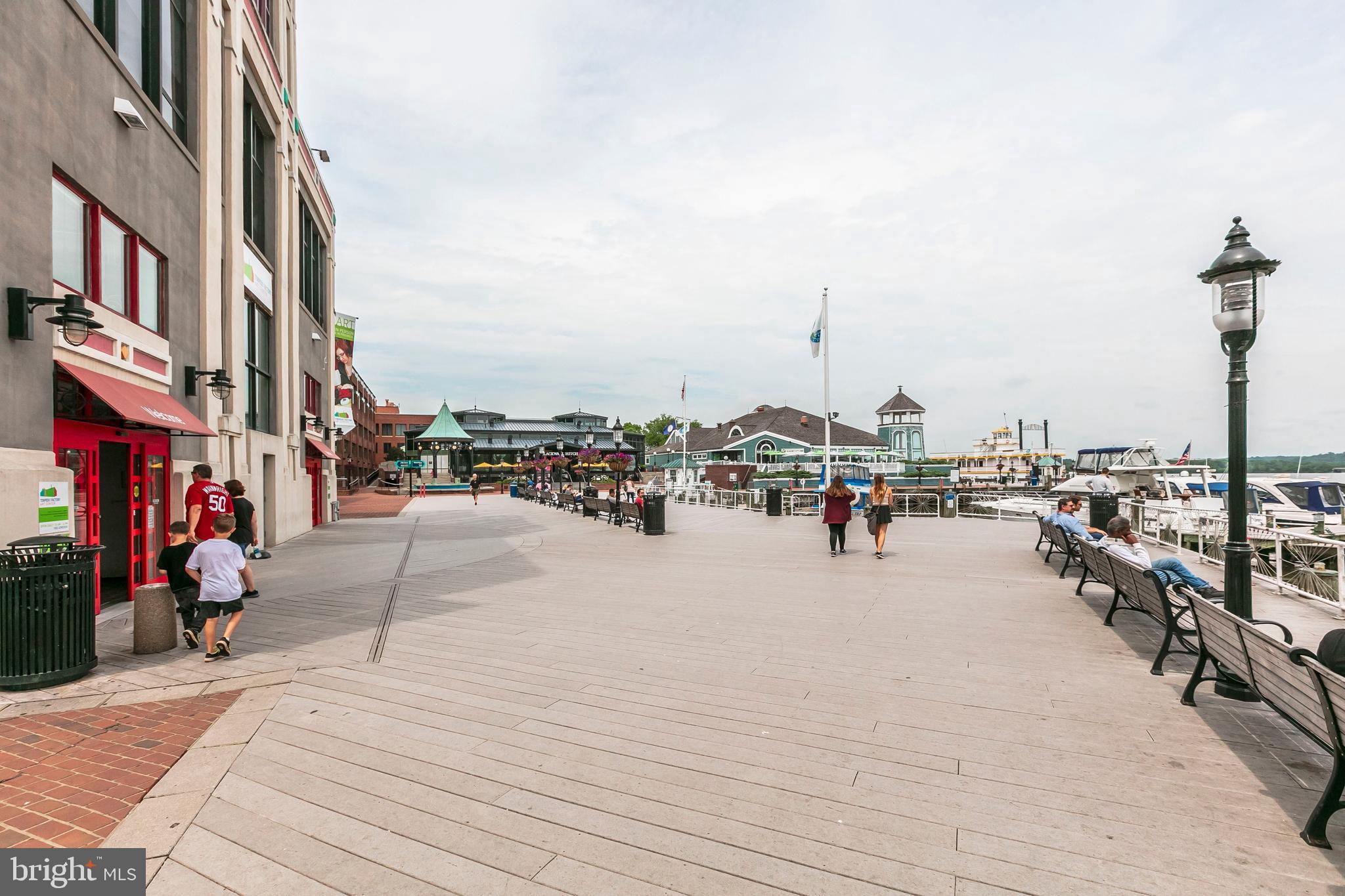 402 2nd Street Alexandria, VA 22314 - Photo 76 of 90