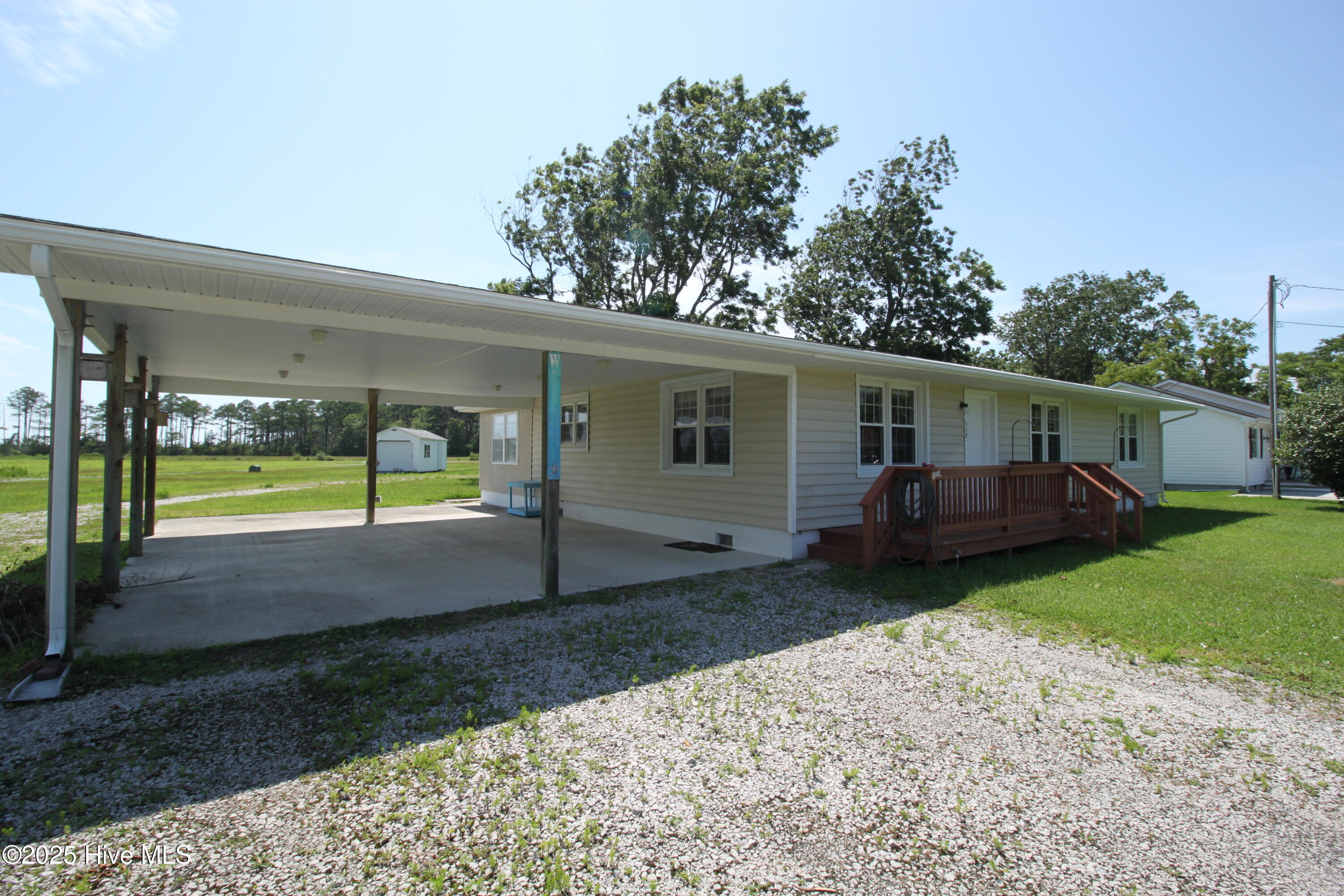 167 Tuttles Grove Road Beaufort, NC 28516 - Photo 2 of 34 IMG_4006