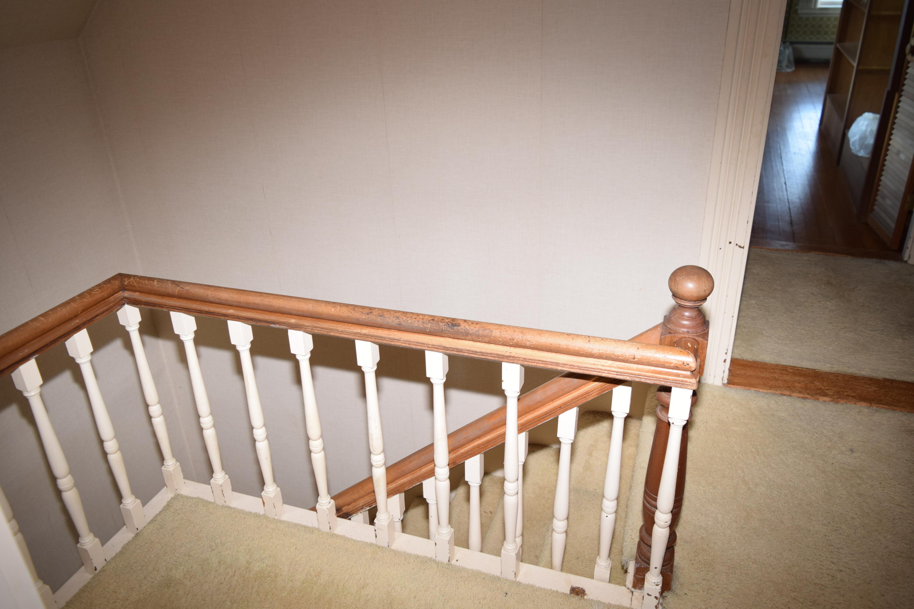 116 Perkins Street Castine, ME 04421 - Photo 38 of 48 2ND Floor Hall