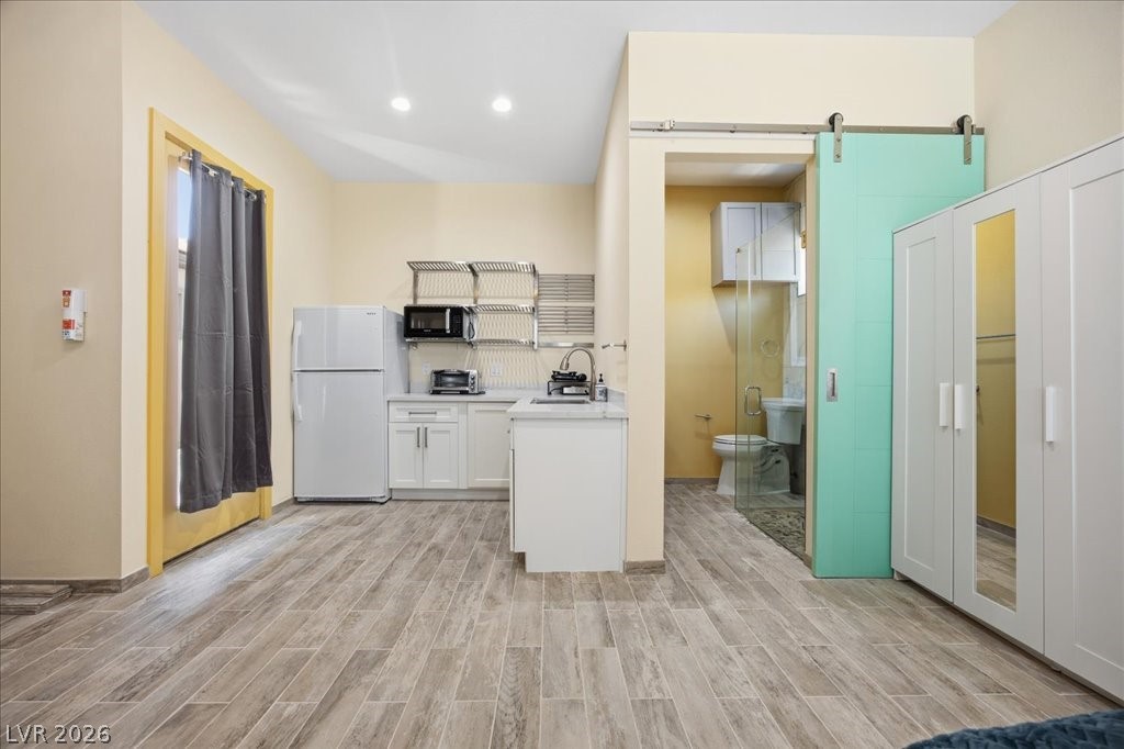 2765 Struan Avenue Henderson, NV 89044 - Photo 44 of 65 Casita kitchenette