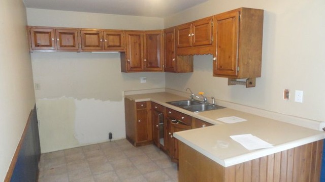 907 16th Street Rochelle, IL 61068 - Photo 2 of 10
