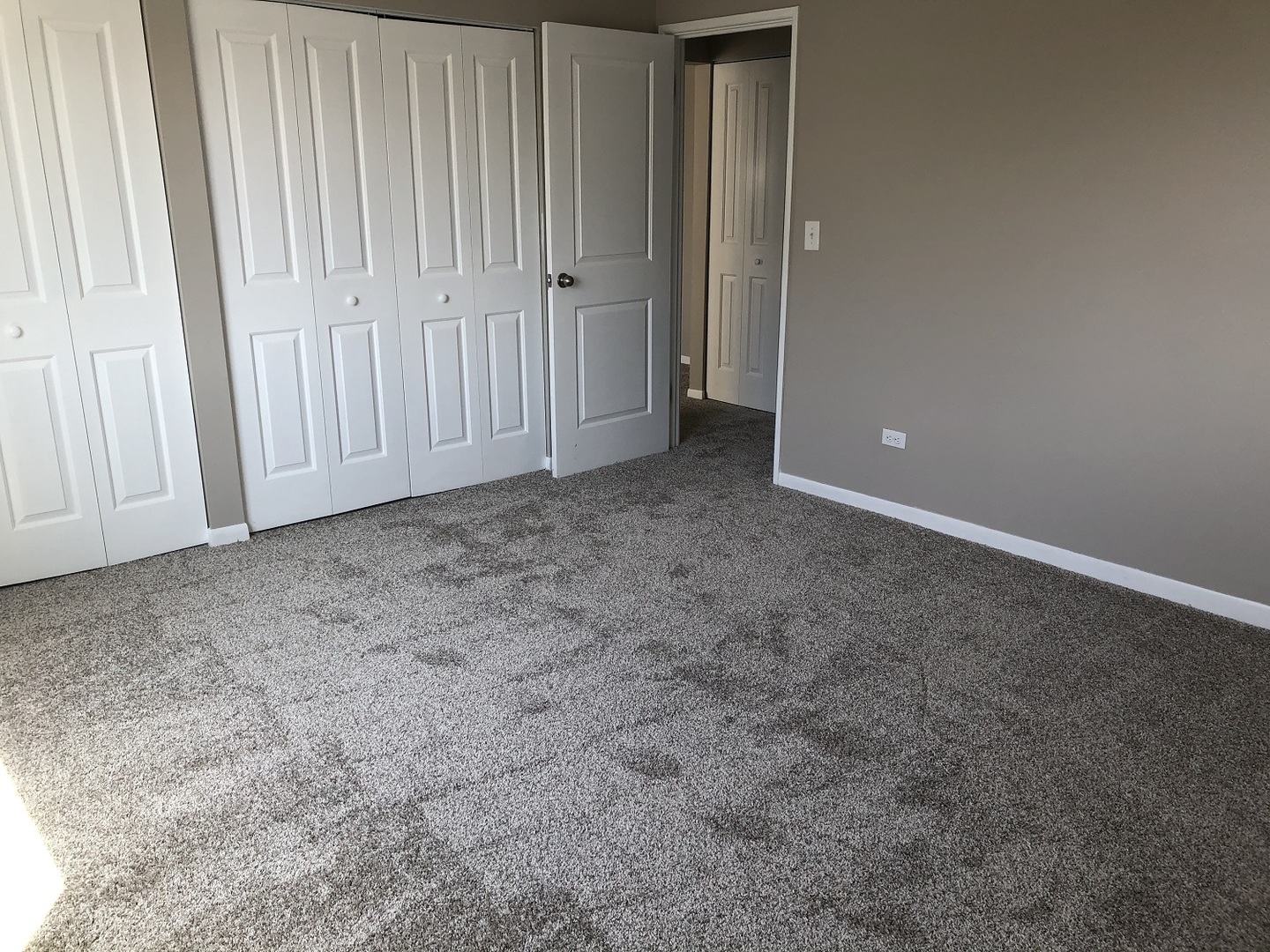 627 Ridge Road, Unit 402 Wilmette, IL 60091 - Photo 14 of 17