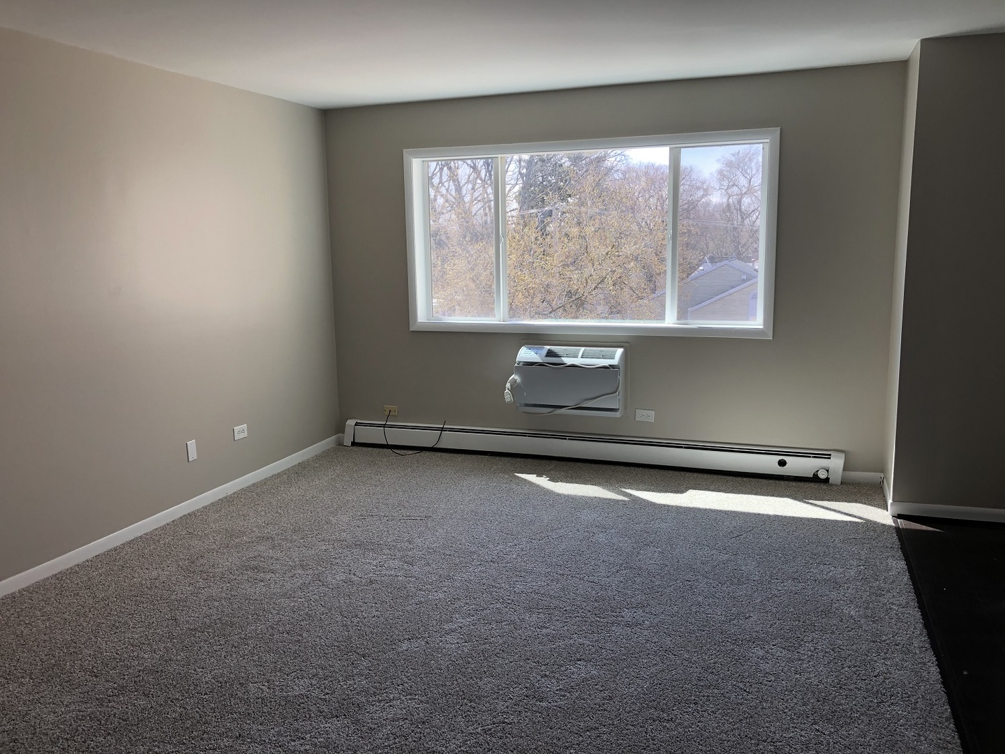 627 Ridge Road, Unit 402 Wilmette, IL 60091 - Photo 8 of 17