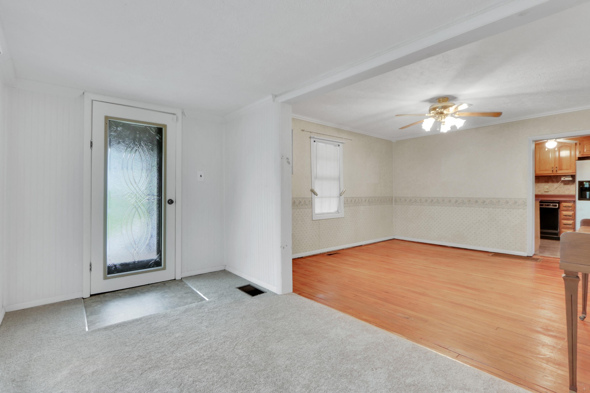 212 Buffalo Road Oneida, TN 37841 - Photo 4 of 27 Gallery Image 4