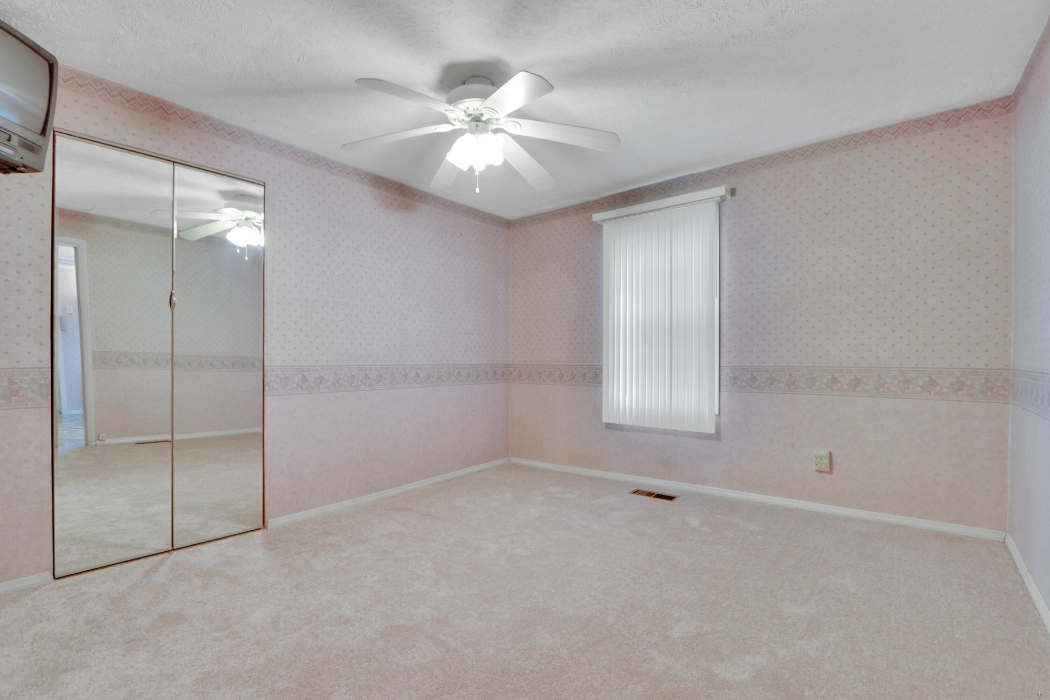 212 Buffalo Road Oneida, TN 37841 - Photo 7 of 27 Gallery Image 7