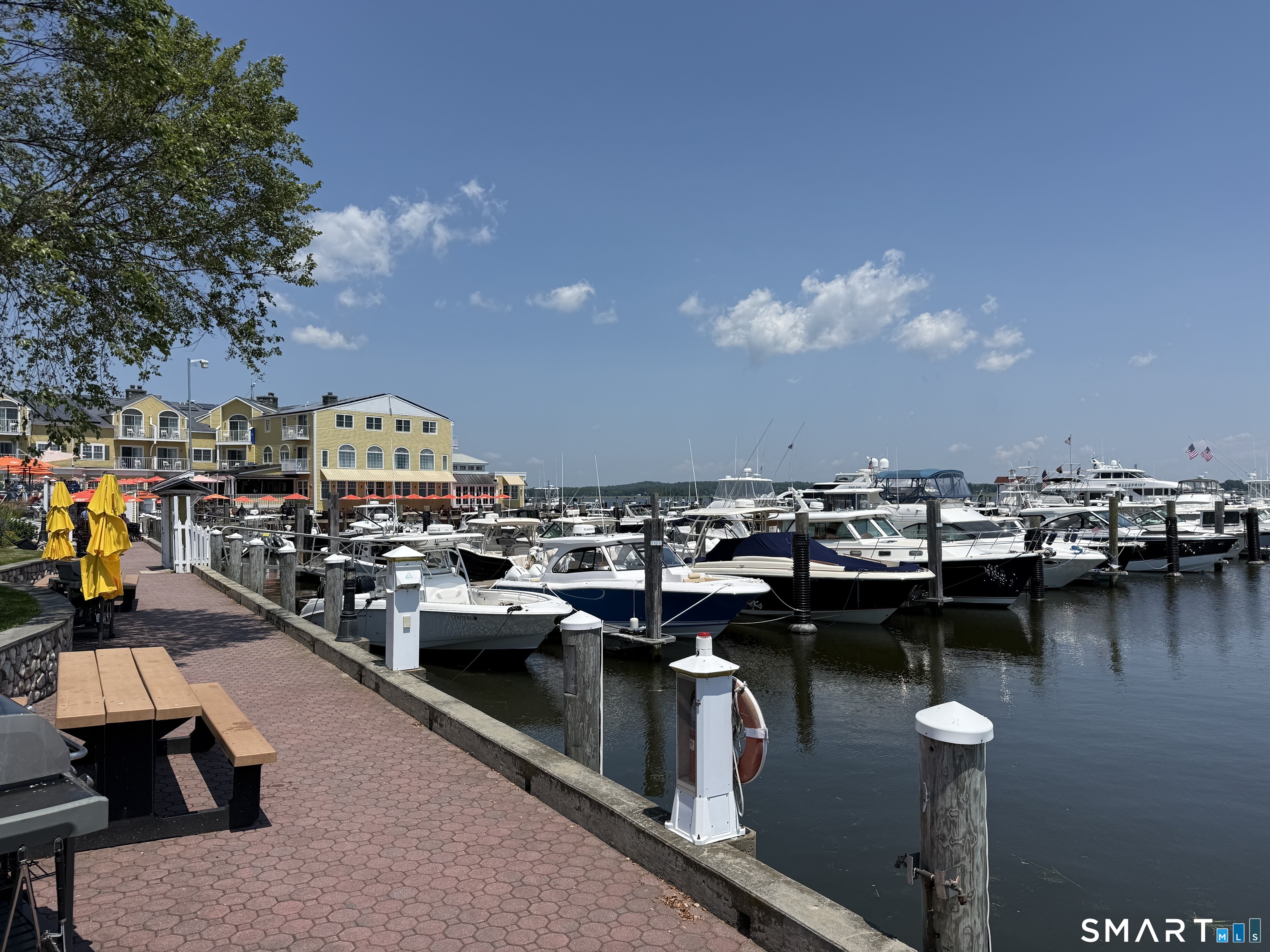 2 Old South Cove Road Old Saybrook, CT 06475 - Photo 2 of 38