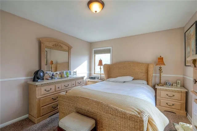 $309,900 | 305 Southwest Marion Lane, Lee's Summit, MO 64081