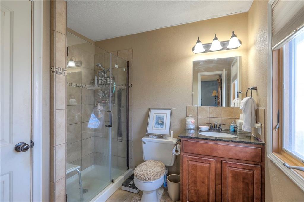 305 Southwest Marion Lane Lee's Summit, MO 64081 - Photo 24 of 37