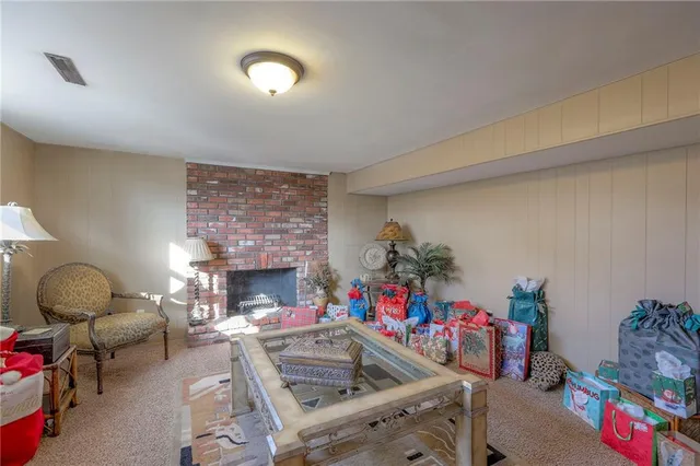 $309,900 | 305 Southwest Marion Lane, Lee's Summit, MO 64081