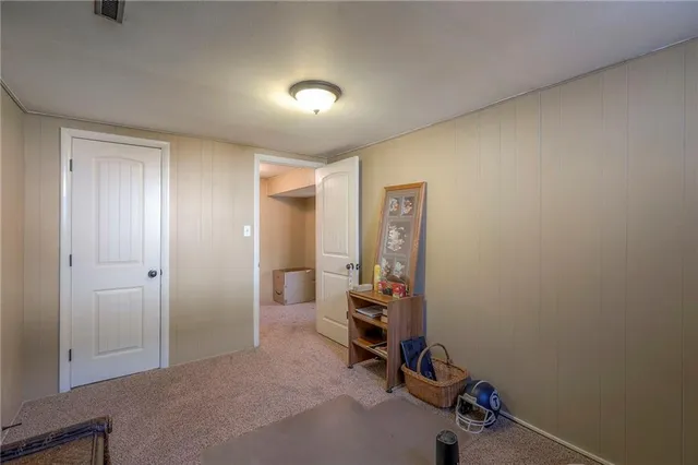 $309,900 | 305 Southwest Marion Lane, Lee's Summit, MO 64081