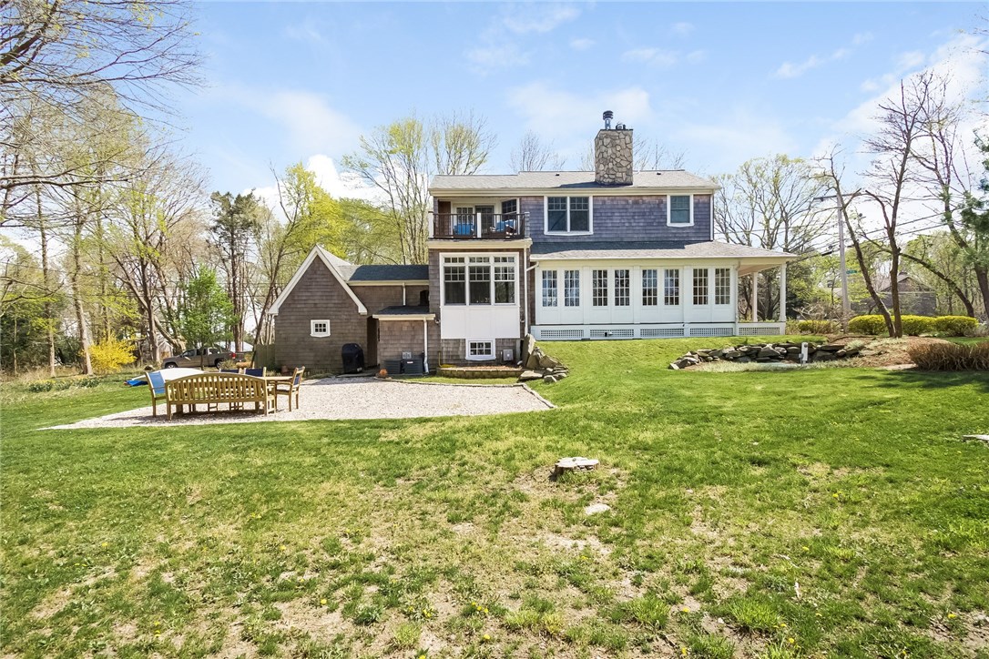 908 East Shore Road Jamestown, RI 02835 - Photo 24 of 28