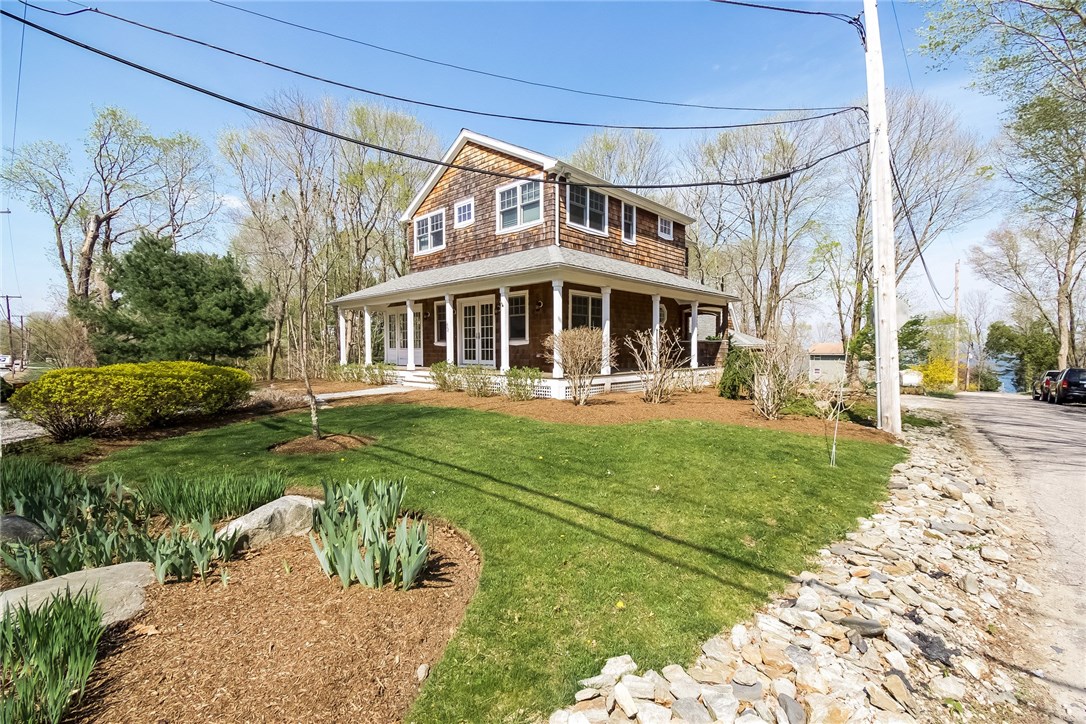 908 East Shore Road Jamestown, RI 02835 - Photo 3 of 28