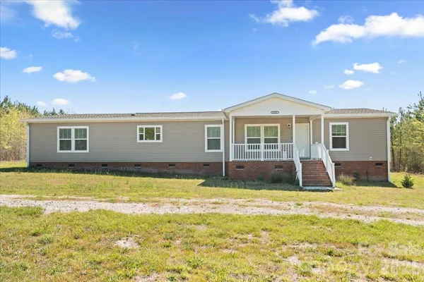 $300,000 | 4210 Aaron Temple Church Road, Bennettsville, SC 29512