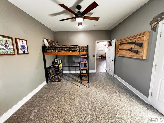 $625,000 | 2076 Wisher Road, Patoka, IL 62875