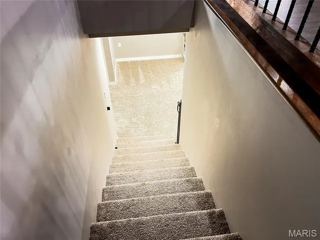 $625,000 | 2076 Wisher Road, Patoka, IL 62875