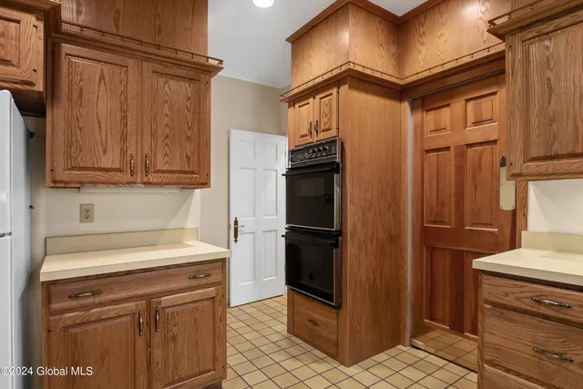 $7,500,000 | 660 North Broadway, Saratoga Springs, NY 12866