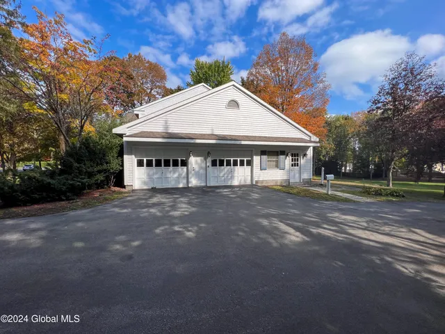 $7,500,000 | 660 North Broadway, Saratoga Springs, NY 12866