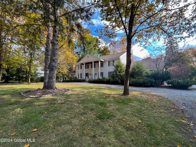 $7,500,000 | 660 North Broadway, Saratoga Springs, NY 12866