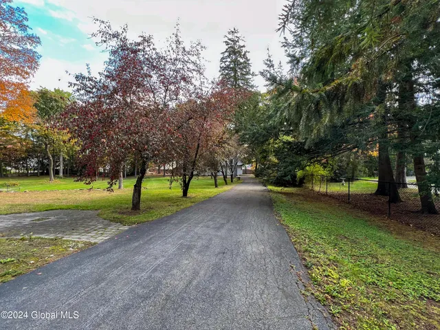 $7,500,000 | 660 North Broadway, Saratoga Springs, NY 12866