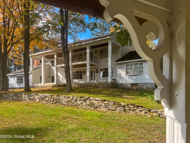 $7,500,000 | 660 North Broadway, Saratoga Springs, NY 12866