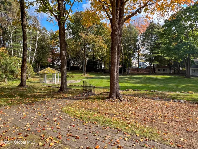 $7,500,000 | 660 North Broadway, Saratoga Springs, NY 12866