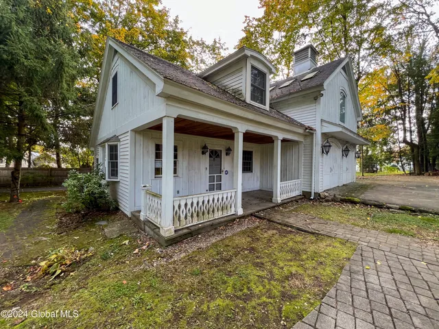 $7,500,000 | 660 North Broadway, Saratoga Springs, NY 12866