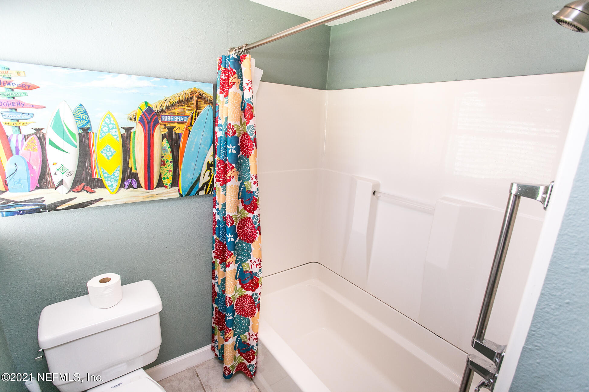 210 Palmetto Road St. Augustine, FL 32080 - Photo 16 of 16 a bathroom with a sink toilet and shower