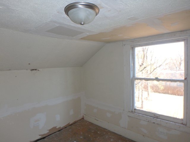 228 155th Street Calumet City, IL 60409 - Photo 16 of 20