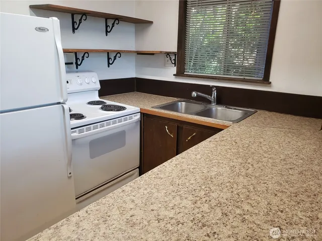 $1,650 | 101 East Shannon Place, Shelton, WA 98584