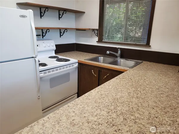$1,595 | 101 East Shannon Place, Shelton, WA 98584