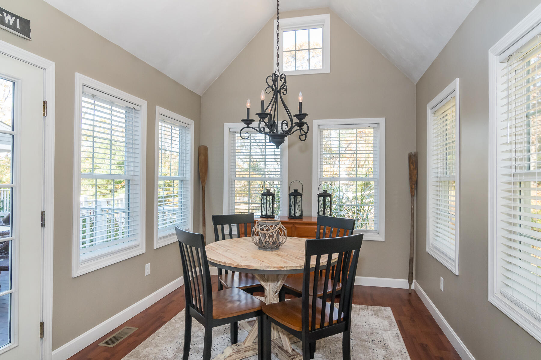 5 Windmill Road Buzzards Bay, MA 02532 - Photo 25 of 53 Inlaw Dining Area