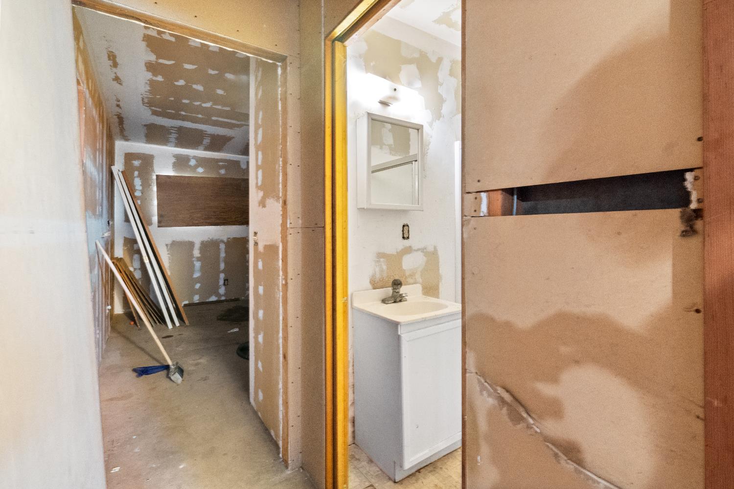 16737 Colony Road Lemoore, CA 93245 - Photo 10 of 19