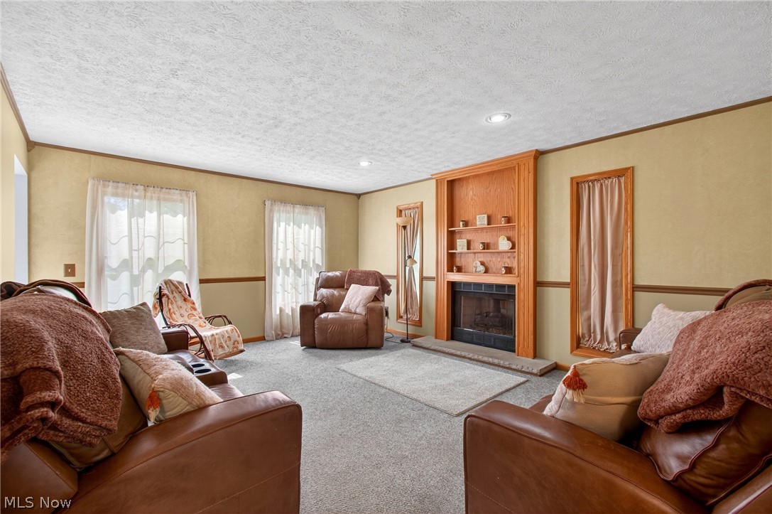 1741 Wales Road Northeast Massillon, OH 44646 - Photo 5 of 34