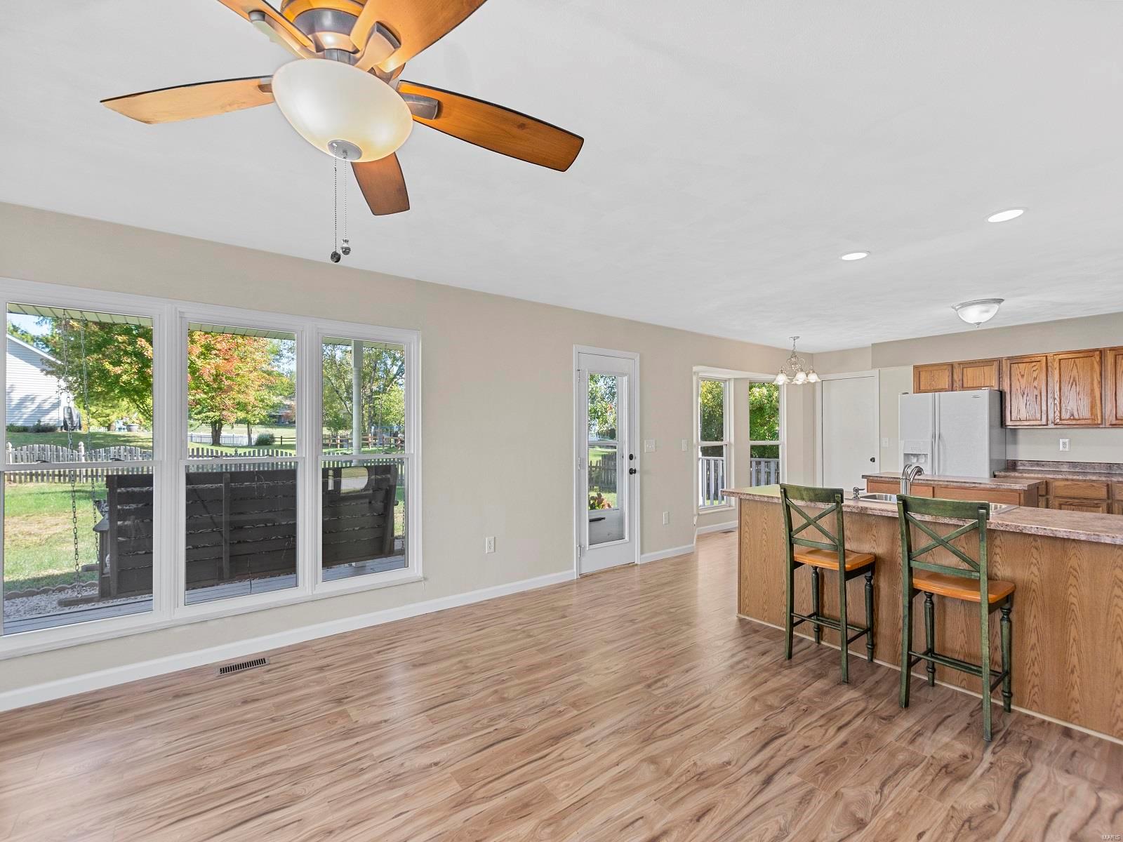 3287 Hunters Way Belleville, IL 62221 - Photo 17 of 39 Gallery Image 17