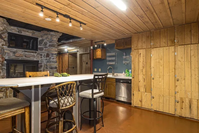 $940,000 | W4348 State Road 23, Fond du Lac, WI 54937