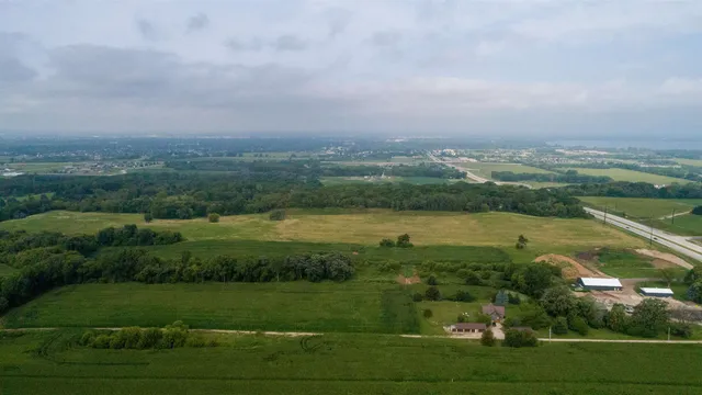 $940,000 | W4348 State Road 23, Fond du Lac, WI 54937