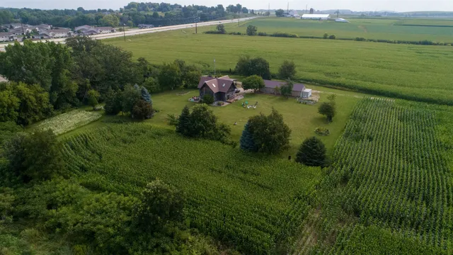 $940,000 | W4348 State Road 23, Fond du Lac, WI 54937