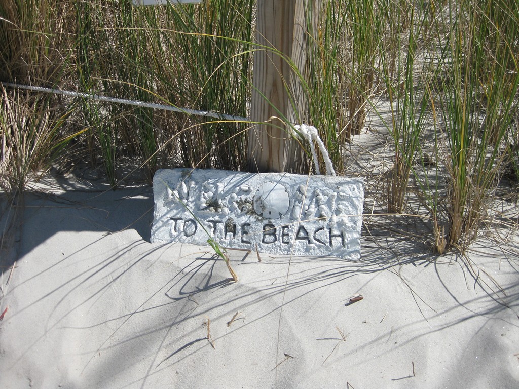 28 Waterman Road Gloucester, MA 01930 - Photo 9 of 12 Gallery Image 9