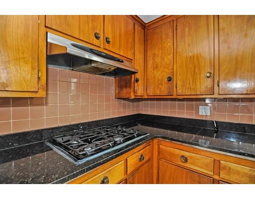 76 Jensen Road Watertown, MA 02472 - Photo 4 of 12 Gallery Image 4