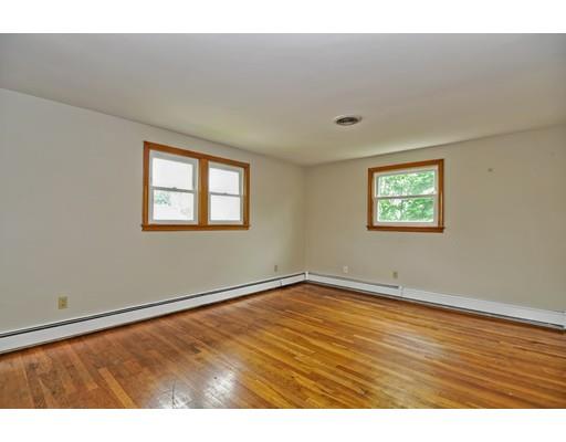 76 Jensen Road Watertown, MA 02472 - Photo 8 of 12 Gallery Image 8