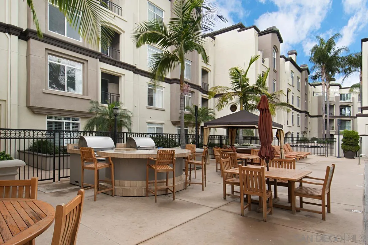 9263 Regents Road, Unit B108 La Jolla, CA 92037 - Photo 45 of 48