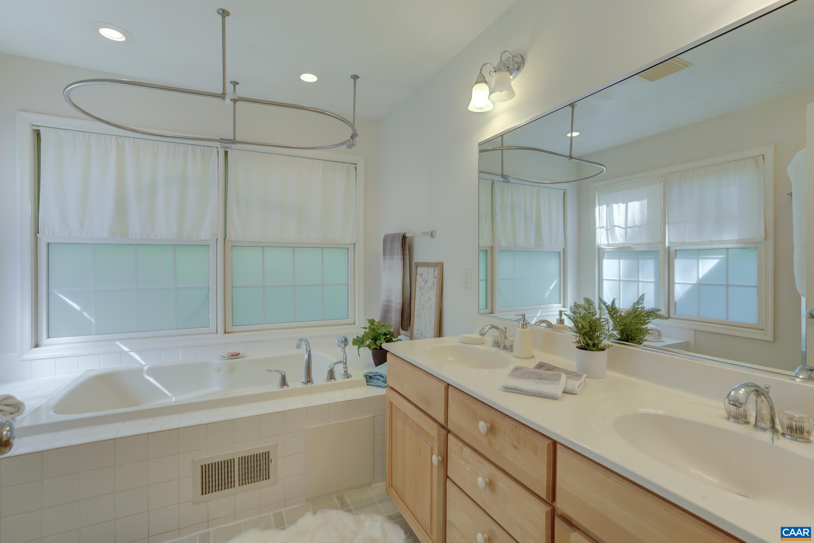 1611 Dublin Road Charlottesville, VA 22903 - Photo 17 of 37 Gallery Image 17