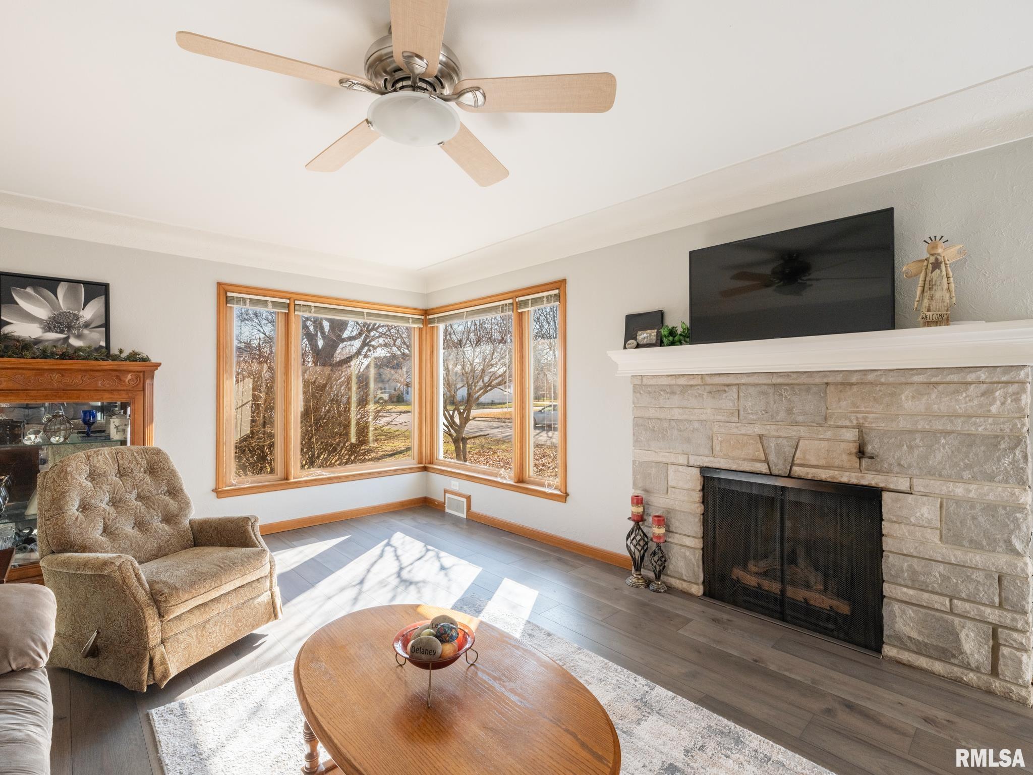 1504 North 5th Street Pekin, IL 61554 - Photo 16 of 60